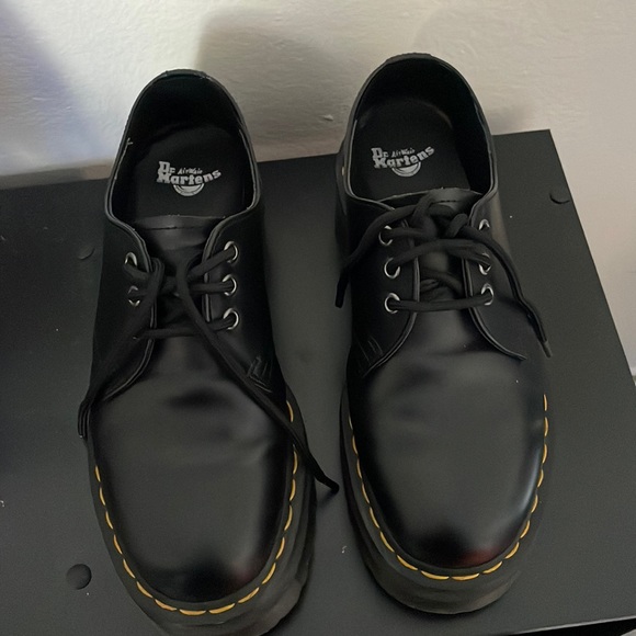 Dr martens platforms - Picture 1 of 2